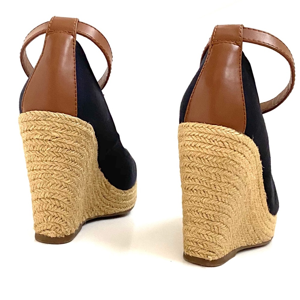 🖤BCBGeneration Canvas Wedges - Picture 7 of 11